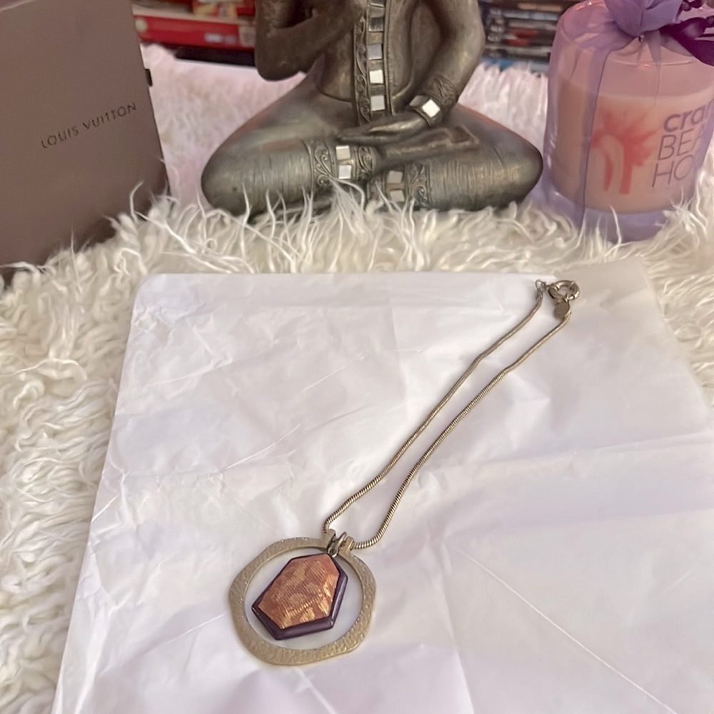 🔥What's Hot!!🔥Marc Jacobs Gold & Purple 10” Stone Necklace! 🛍️💕👌